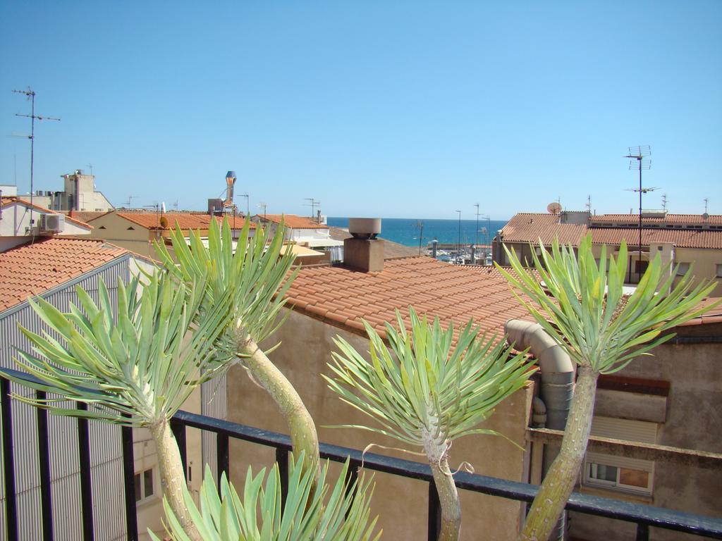 Hostal Platja كامبريلس المظهر الخارجي الصورة