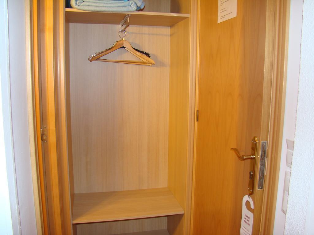 Hostal Platja كامبريلس المظهر الخارجي الصورة