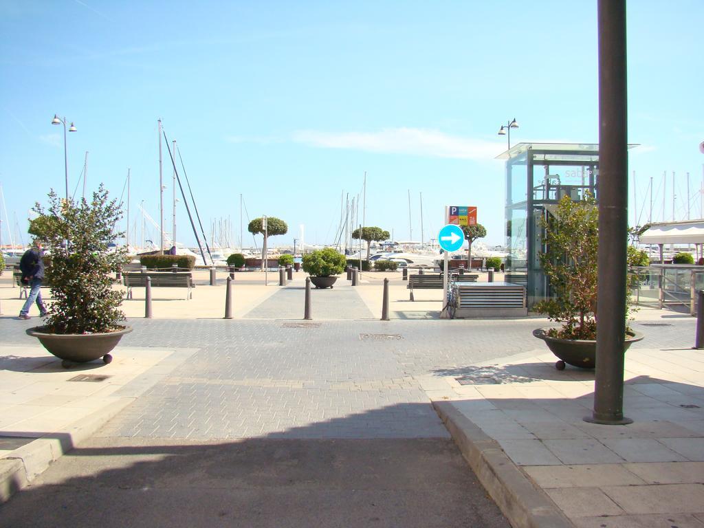 Hostal Platja كامبريلس المظهر الخارجي الصورة
