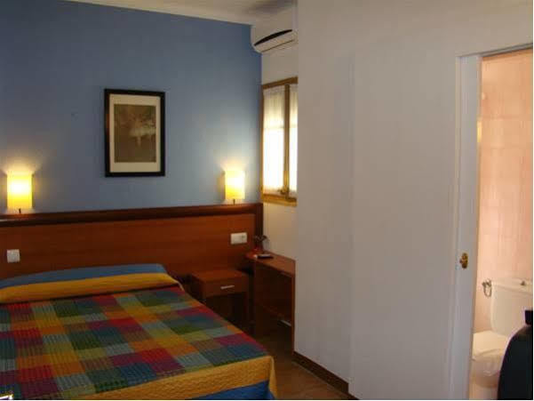 Hostal Platja كامبريلس المظهر الخارجي الصورة