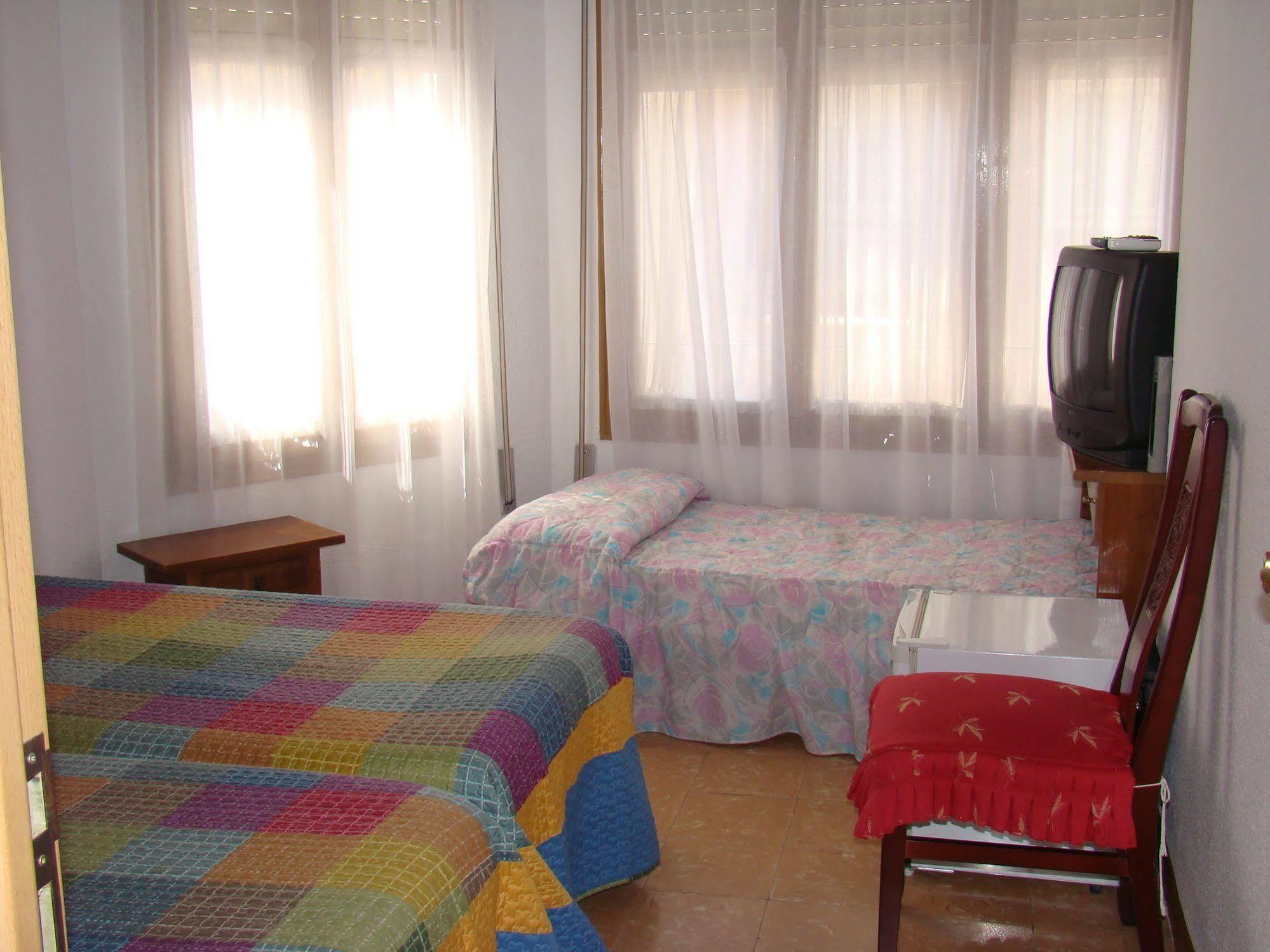 Hostal Platja كامبريلس المظهر الخارجي الصورة